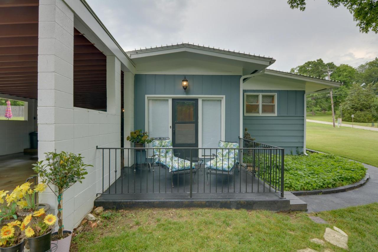 Bright Springfield Home Walk To Nature Center! Exteriér fotografie